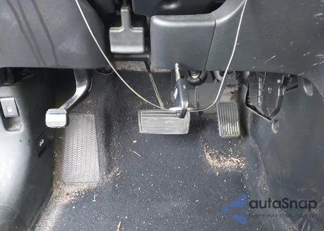 2015 Honda Cr-V Lx z USA, uszkodzony, nr VIN 2HKRM4H33FH647554